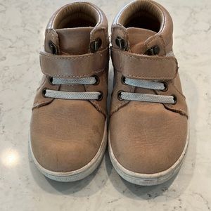 Little Bipsy high tops sneakers.